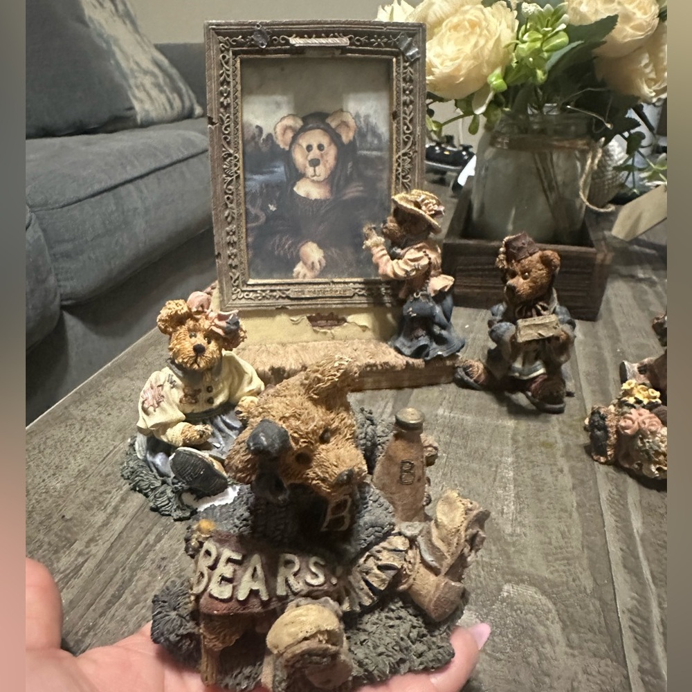 Boyd’s Bears - Picture 2 of 16